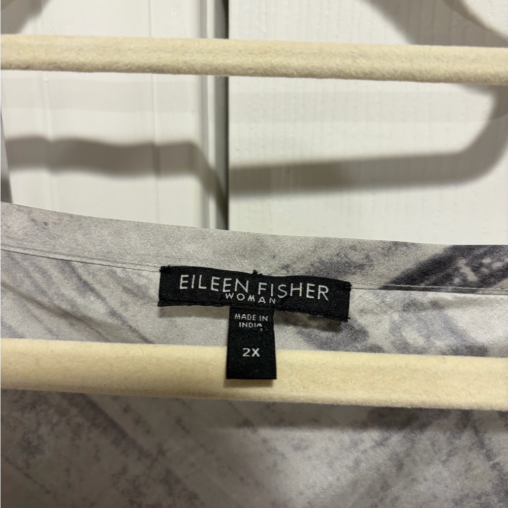 Eileen Fisher Marble Gray Sleeveless Top - Picture 2 of 3